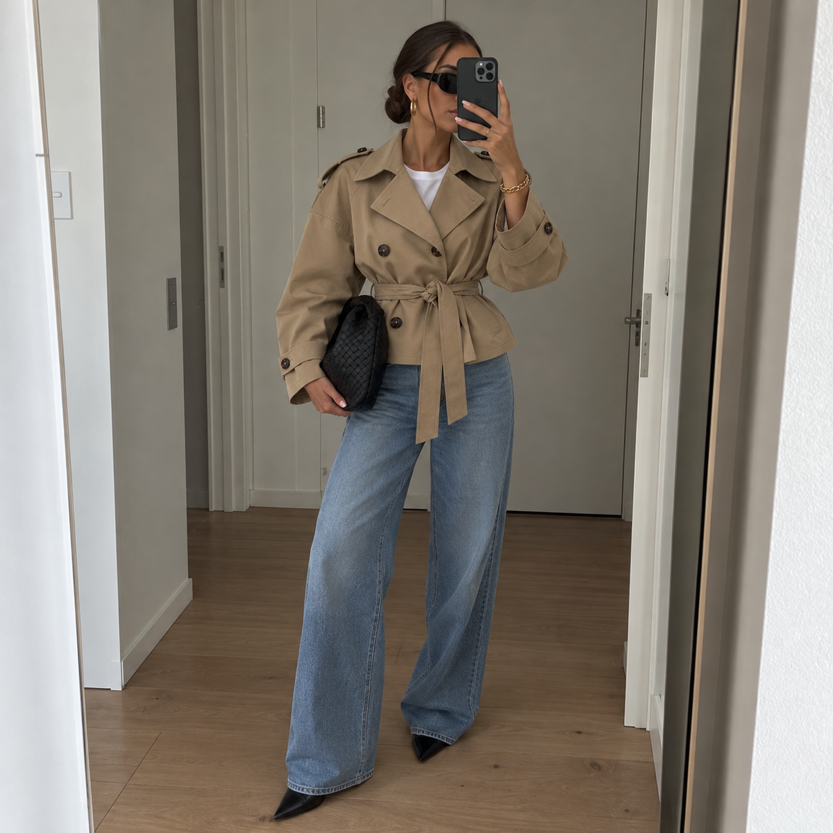 Cleo Trenchcoat – Kurzer Damen-Trench mit Bindegürtel